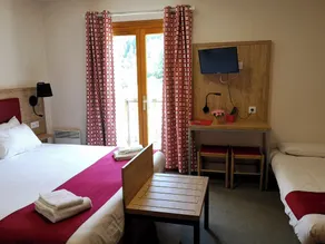 Hôtel Espace Montclar - Værelse