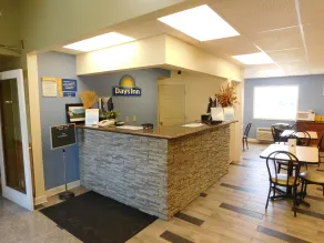 Days Inn by Wyndham West Branch Iowa City Area - Reception