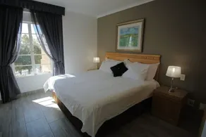 Airport Inn and Suites - Room