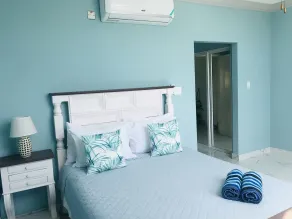 Luxury Apartments and Rooms,The Lagoons - Zimmer