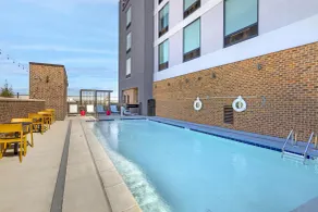 Home2 Suites By Hilton Calera - Pool