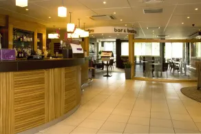 Premier Inn Castleford Xscape - M62 J32 - Recepción