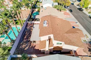 Arcade game room, 2 king beds, ev chargers - Piscina