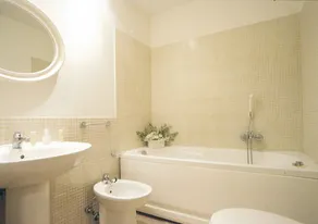 Orange Garden Guest House - Bathroom