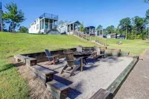 Communal Fire Pit & Dock! Tiny Home By Lake Murray - Innvendig