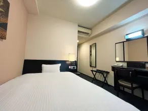 Hotel Route-Inn Hofu Ekimae - Habitación
