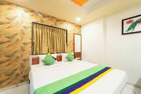 AGY Hotels  - Vue de la chambre