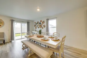 Newly Built Home w/ Yard, 4 Mi to Dtwn Caldwell! - Innvendig