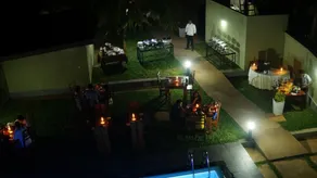 Hotel Athgira - Piscina