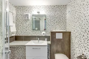 Confort Hôtel Thouars - Badezimmer