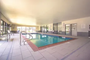 La Quinta by Wyndham Pampa - Piscina