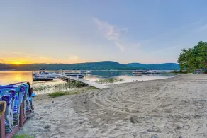 Cabin w/ Beach Access in Brant Lake: Dogs Welcome! - Innvendig