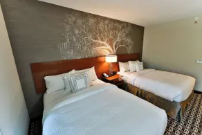 Fairfield Inn & Suites by Marriott Savannah Midtown - Room