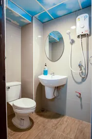Gedkanok Apartment - Bathroom