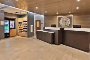 Fairfield Inn & Suites by Marriott Birmingham Colonnade - Réception
