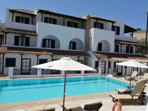 7 Islands - Piscina