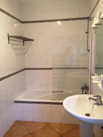 Casa Rural Los Garrovillos by Fontanilla del Mar Holidays Rentals - Bad