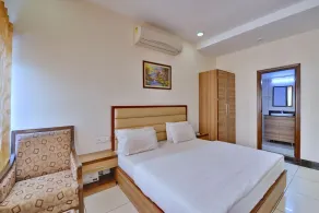 Hotel Aricent Opposite ISBT Sector 17 Chandigarh - Room