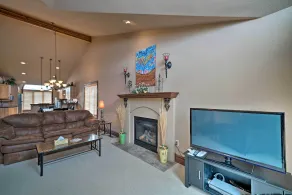 Cozy & Convenient Red Lodge Home < 8 Mi to Slopes! - Intérieur