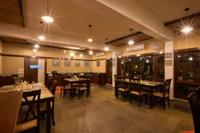 Blackbuck Safari Lodge Velavadar - Restaurant