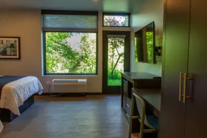 Watershed Hotel - Chambre