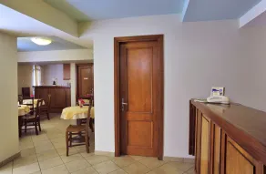 Esperance 2 - Interior entrance