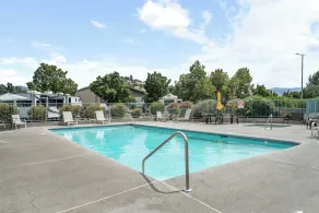 Americas Best Value Inn Phoenix Medford - Pool