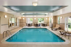 Country Inn & Suites by Radisson, Ithaca, NY - Piscine