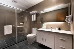 Hotel Half - Bathroom