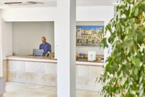 OLA Apartamentos Cala d'Or - Resepsjon
