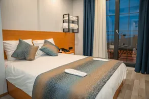 White Golden Suite Hotel - Room