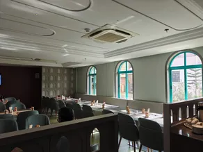 RAGA - A Boutique Hotel - Restaurante