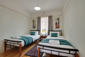 Moonah Central Apartments - Habitación