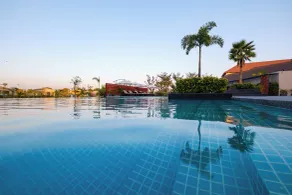 NOWAL NATURECARE RESORT - Pool