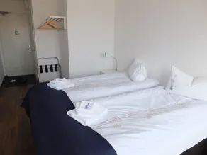 apartment Neðra-Vatnshorn - Værelse
