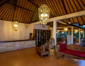 Green Field Hotel and Restaurant - Reception