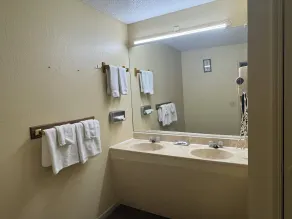 Westwoods Motel - Badezimmer