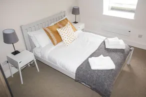 Cosy Two Bed in Islington - Camera