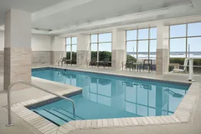 Courtyard by Marriott Virginia Beach Oceanfront North 37th Street - Piscine