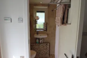 The Studio at Dan y Garn - Bad