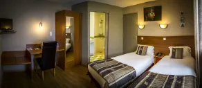 Brit Hotel Confort Azur Cholet Nord - Zimmer