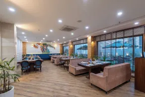 Daksh The Classio Hotel Tapovan - Restaurante