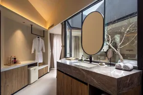 Moya Resort Hotel-Near Laoshan Scenic Area,Free Private Beachcombing, Free DIY Experience, 3 Free Photographers' Photos, Paid provision Featured Seafood - Bathroom