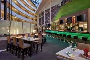 The Curve Hotel BayArena - Restaurant