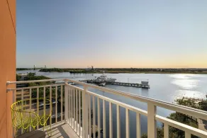 Aloft by Marriott Wilmington at Coastline Center - Vue de la chambre