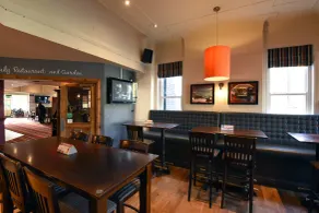 Oaklands by Greene King Inns - Restaurante