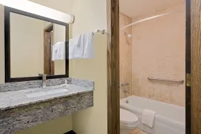 Days Inn by Wyndham International Falls - Badrum