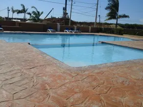 Drax Hall Country Club's Sweet Escape - Piscina
