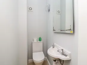 The Stables - Bathroom