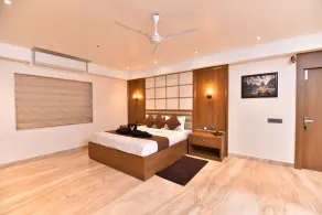 Eennra Ssubarna - Room